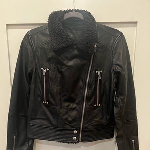 PAIGE real Leather jacket with sherpa collar.
